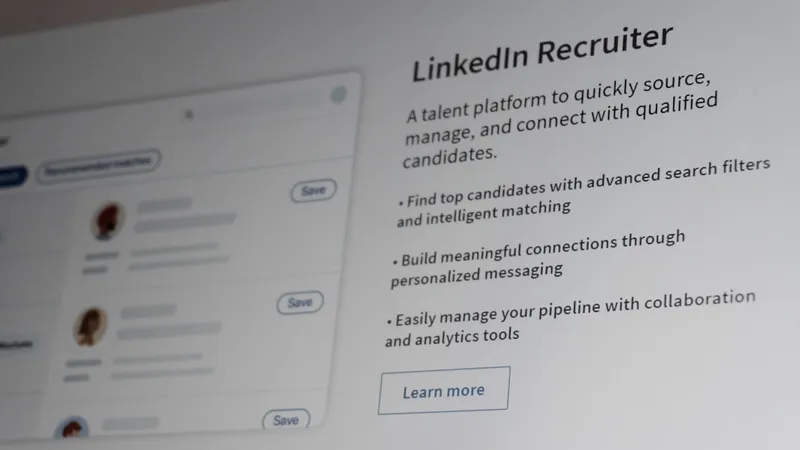 Ask HN Career Threads as Training Data: Why Agent Builders Should Mine Structured Advice