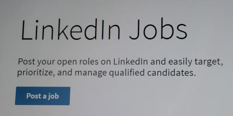 Spam Bots in Hiring Threads: What Happens When AI Agents Scrape Job Posts Without Rate Limits or Context Windows